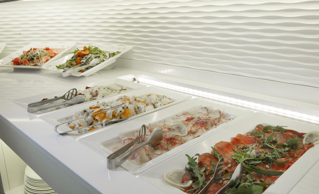 Hotel Ambassador Riccione Eksteriør bilde